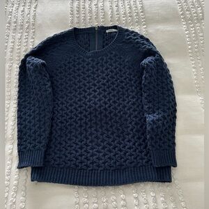 Navy Blue Sweater With Adjustable Zipper In Great Condition Size Small